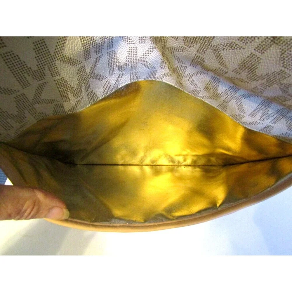 Michael Kors Ipad Case Monogram MK Signature Large Envelope Clutch Purse Logo